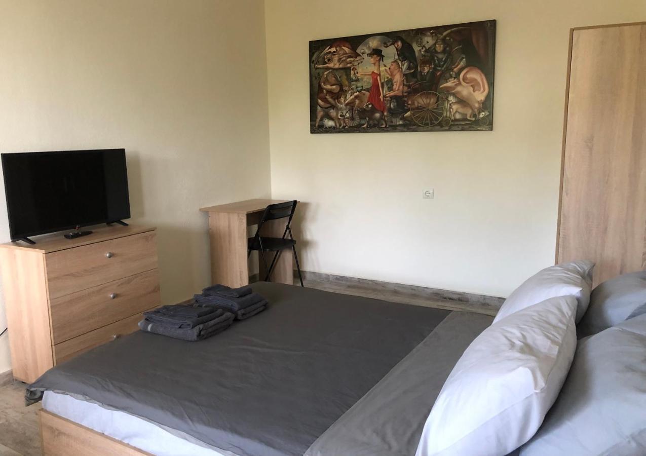 ורברה Art Fan Guest Studios מראה חיצוני תמונה